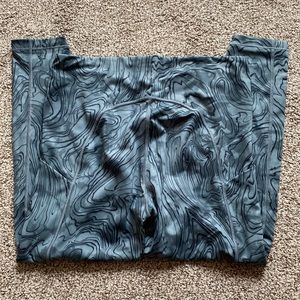 Athleta ultimate stash pocket 7/8 leggings